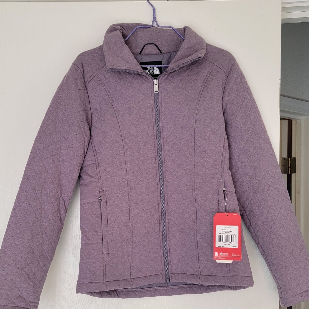 NWT, The North Face SzM lavendar quilted coat/jacket